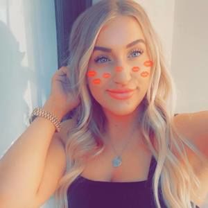 Meet your Posher, Keeley